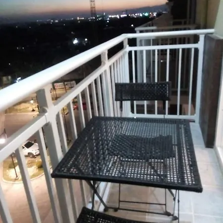Anya And Carl'S Comfy Apartment Lapu-Lapu City Exterior photo